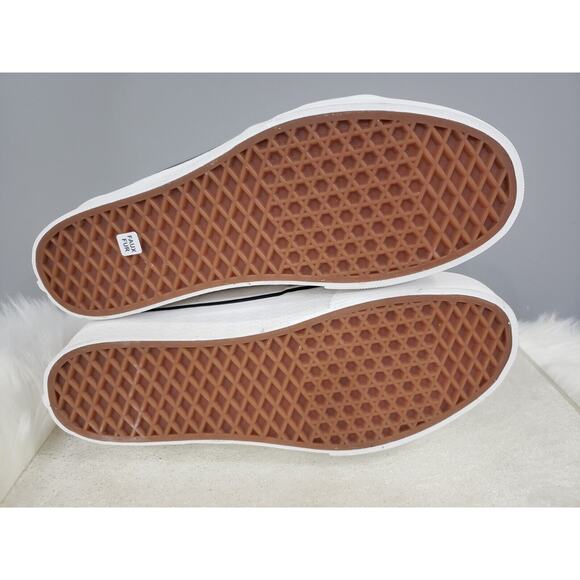 NEW Vans Sk8 Hi Tapered Stackform Pig Suede Shoes Women's 11.5 Men's 10 pastel - Picture 8 of 11